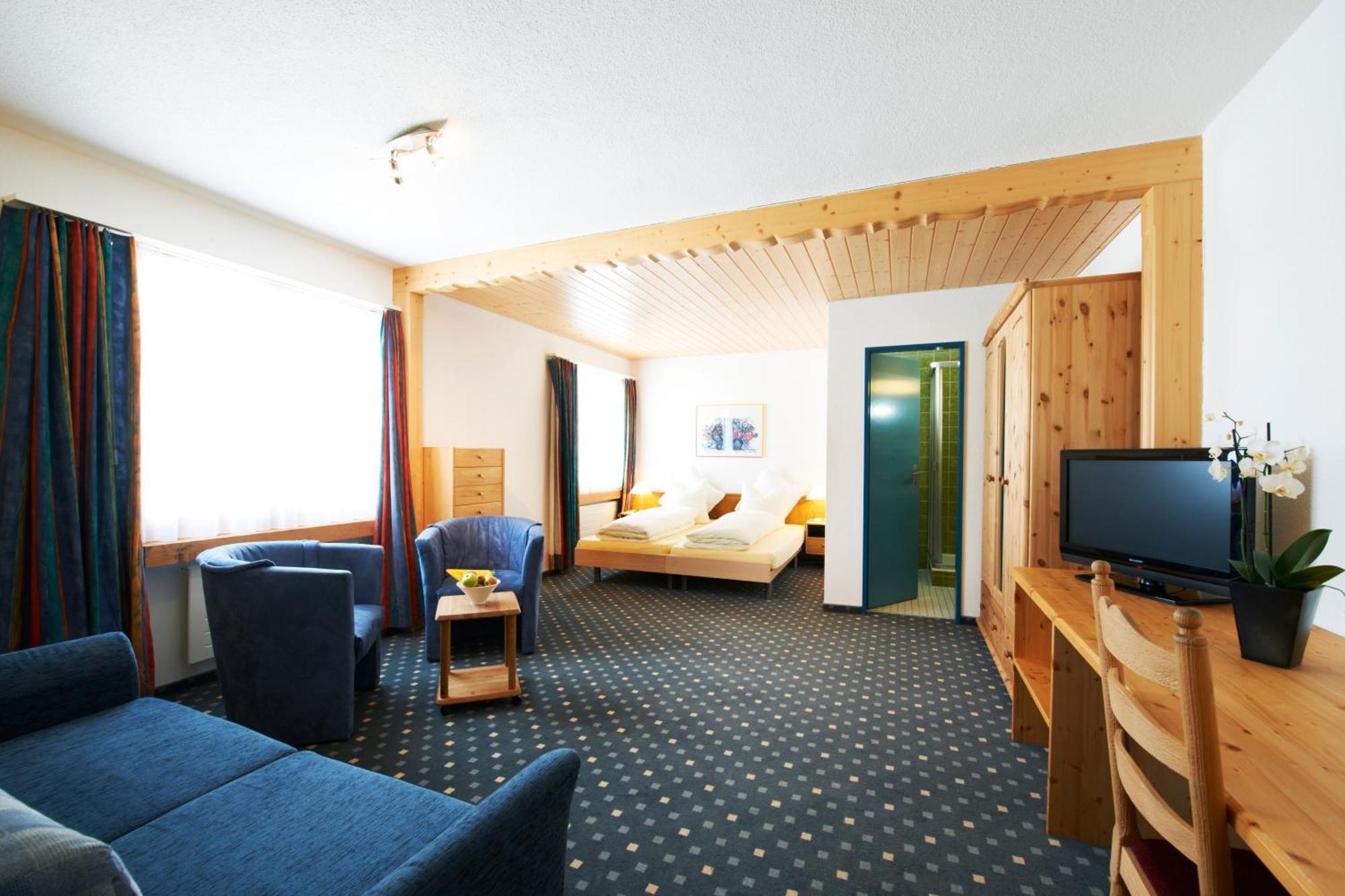 Typically Swiss Hotel Ermitage كاندرستغ المظهر الخارجي الصورة